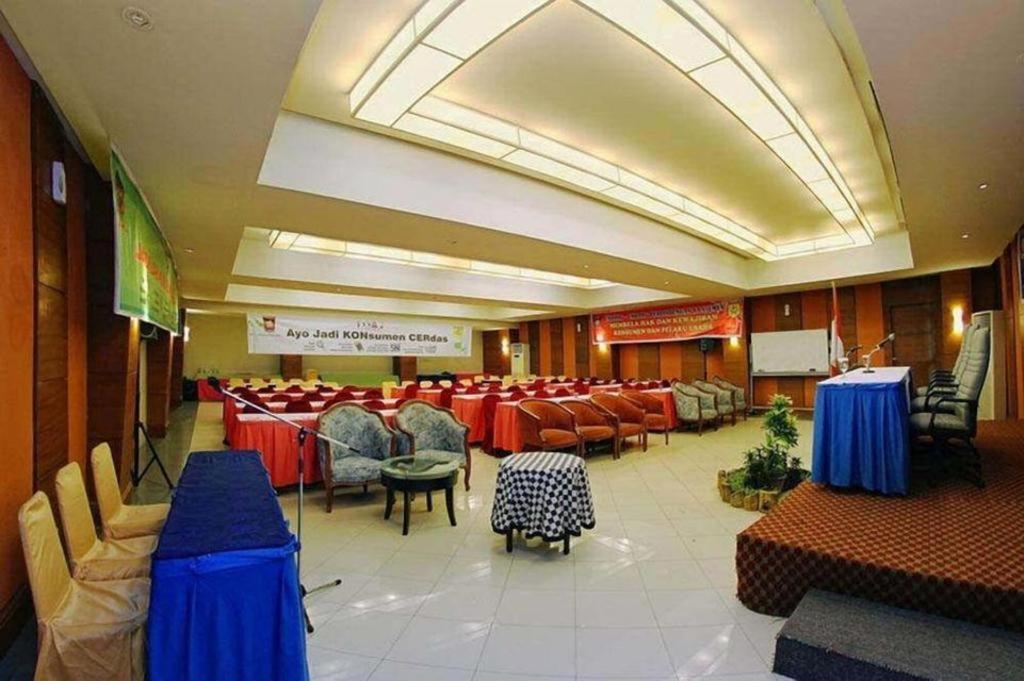 Hotel Pangeran City Padang  Exterior foto